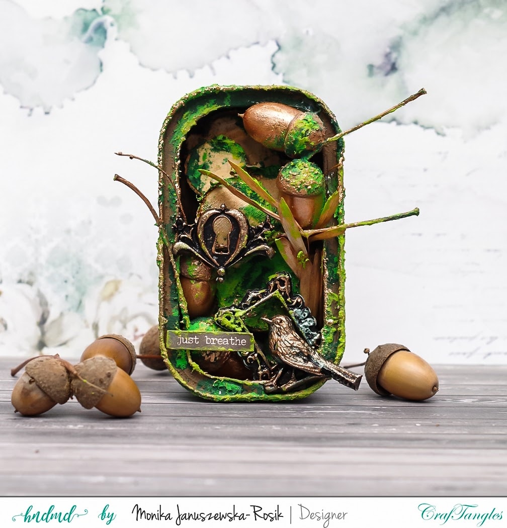 Altered can with Moss Effect Texture Paste 1