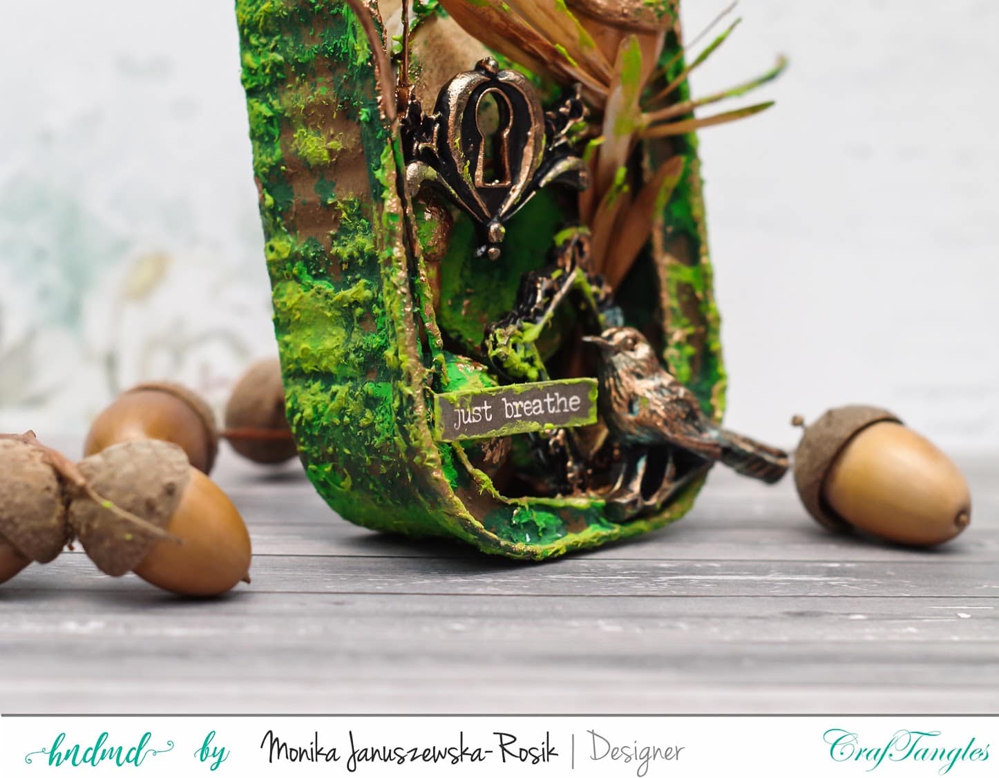 Altered can with Moss Effect Texture Paste 3
