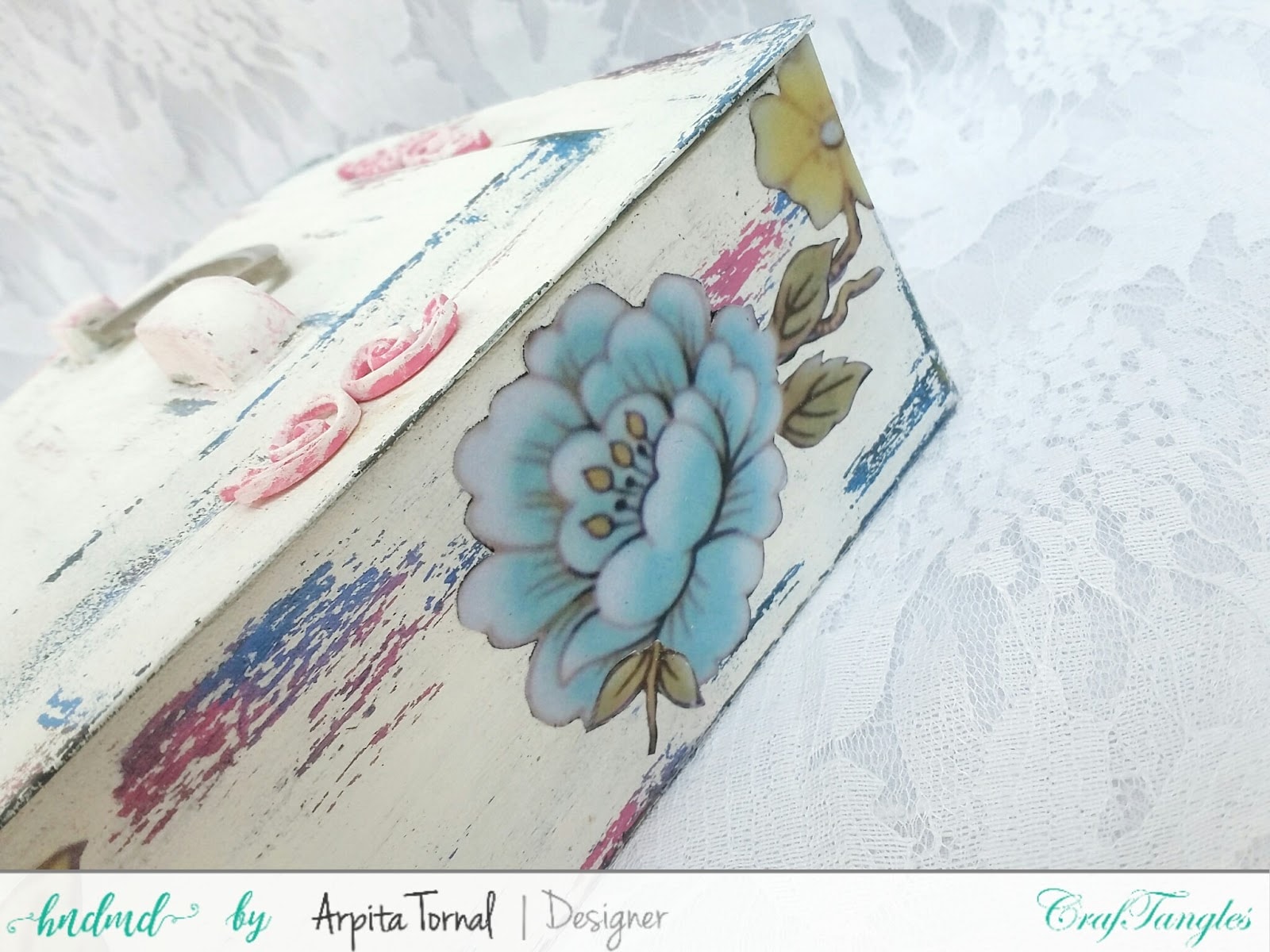 Shabby Chic Metal Trunk 4