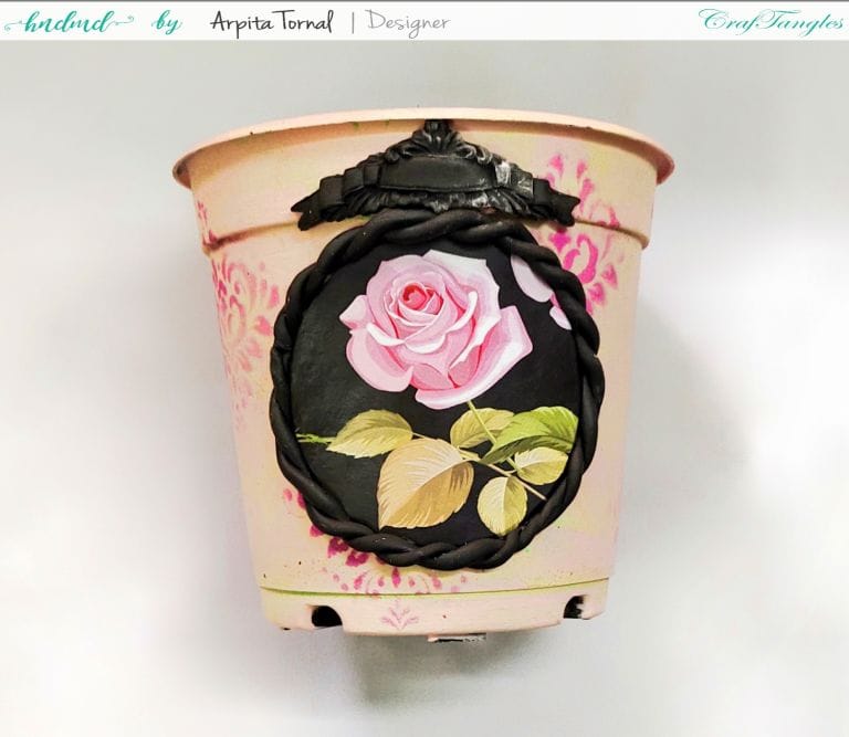 Decoupage on Pot 5 Decoupage on Pot 4