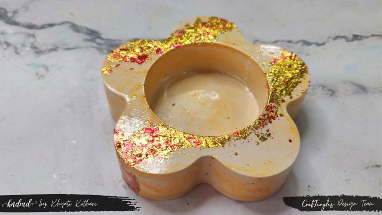 CrafTangles Art Cast with Gilding Flakes (Jesmonite Alternative) 7