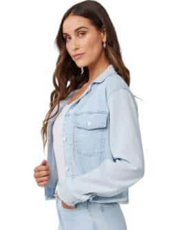 bella dahl coco fray denim jacket in tidal spray wash