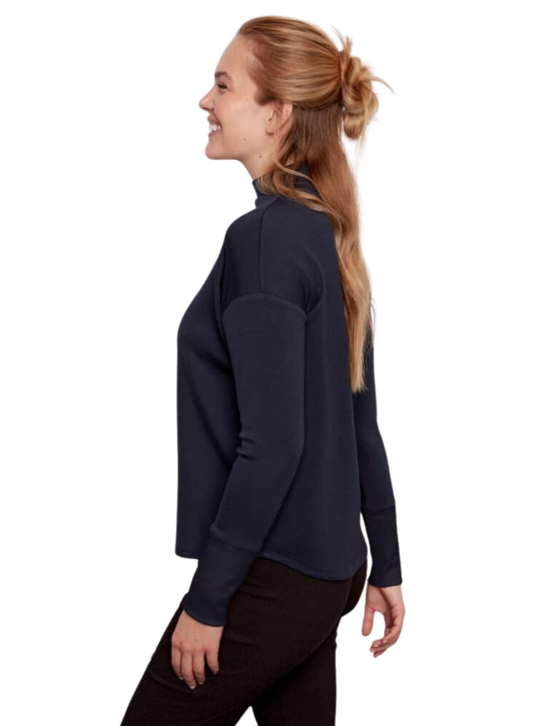 i love tyler madson arya turtleneck in navy butter contrast