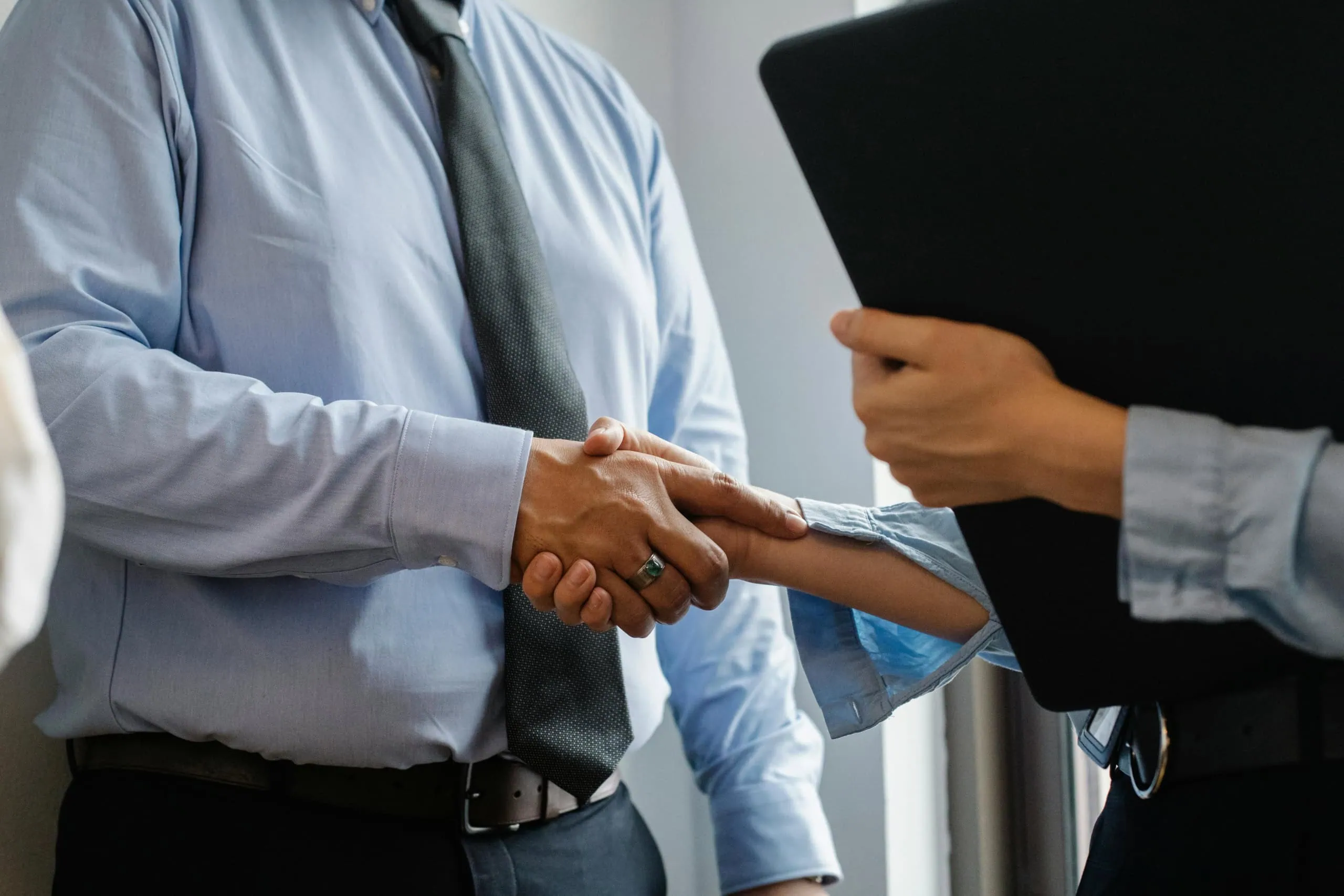 Empresas familiares e o dilema da sucessão: por que ainda há dificuldade em planejar o futuro?
