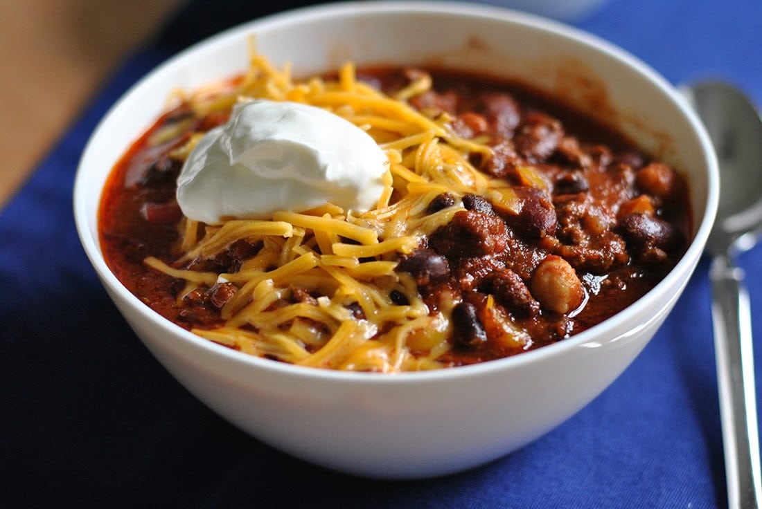 Yummy And Easy Slow Cooker Chili Recipe