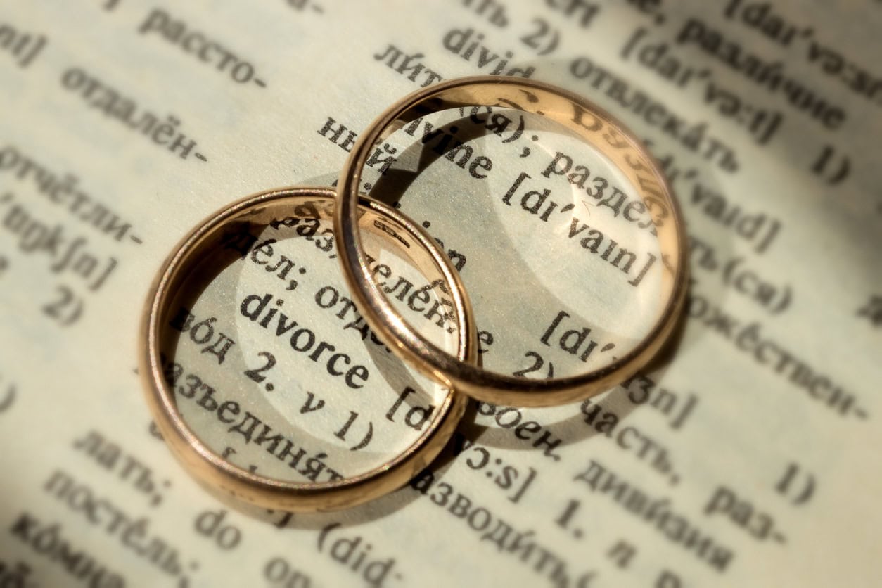need help from a divorce attorney