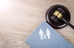 Essential Qualities to Look for in Family Law Lawyers