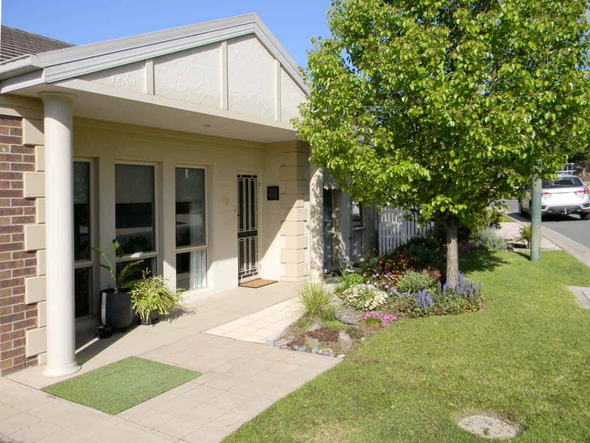 Unit 32 Hume Retirement Resort