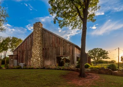 Esperanza Ranch Barn Side