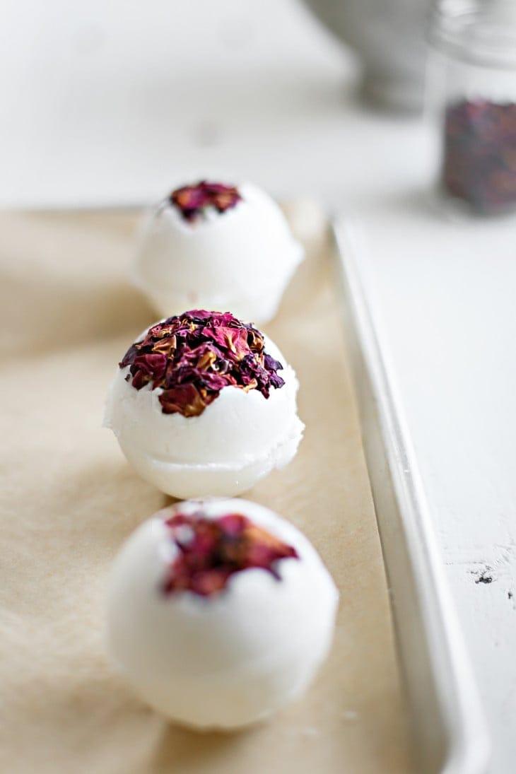 DIY Bath Bombs (The BEST Bath Bomb Recipe) | Good Life Eats