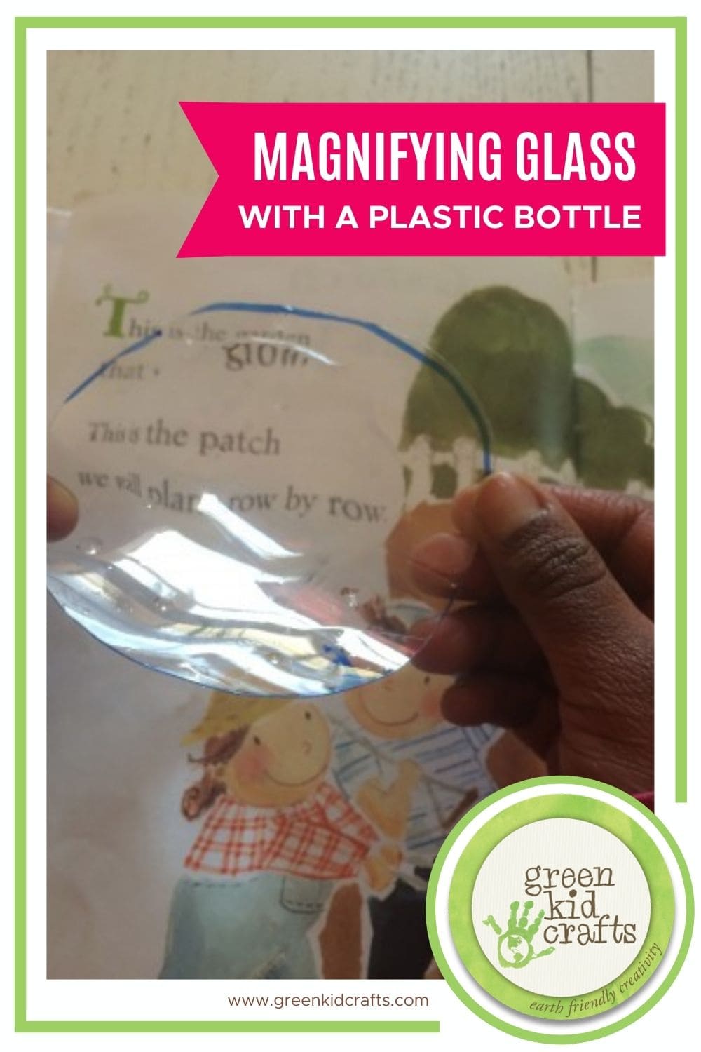 How to Make a Magnifying Glass with a Plastic Bottle