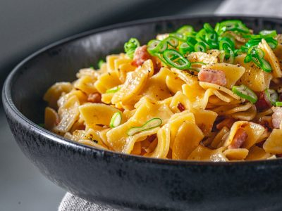 Überbackene Schinkenfleckerl