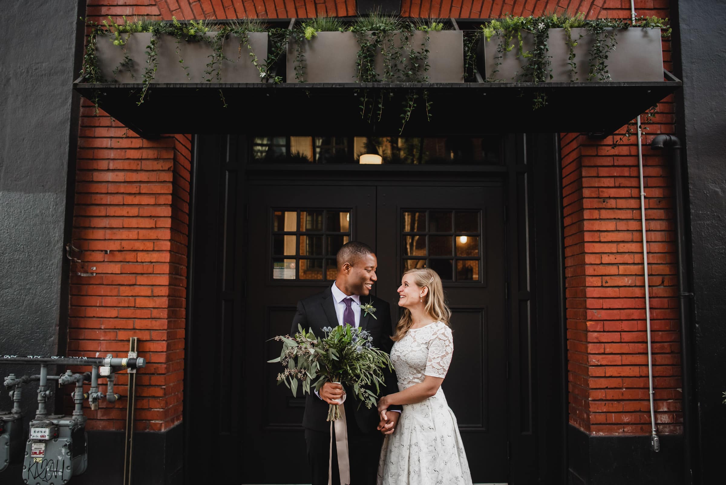 Evergreen Wedding Venue Downtown Portland Wedding Photography 093