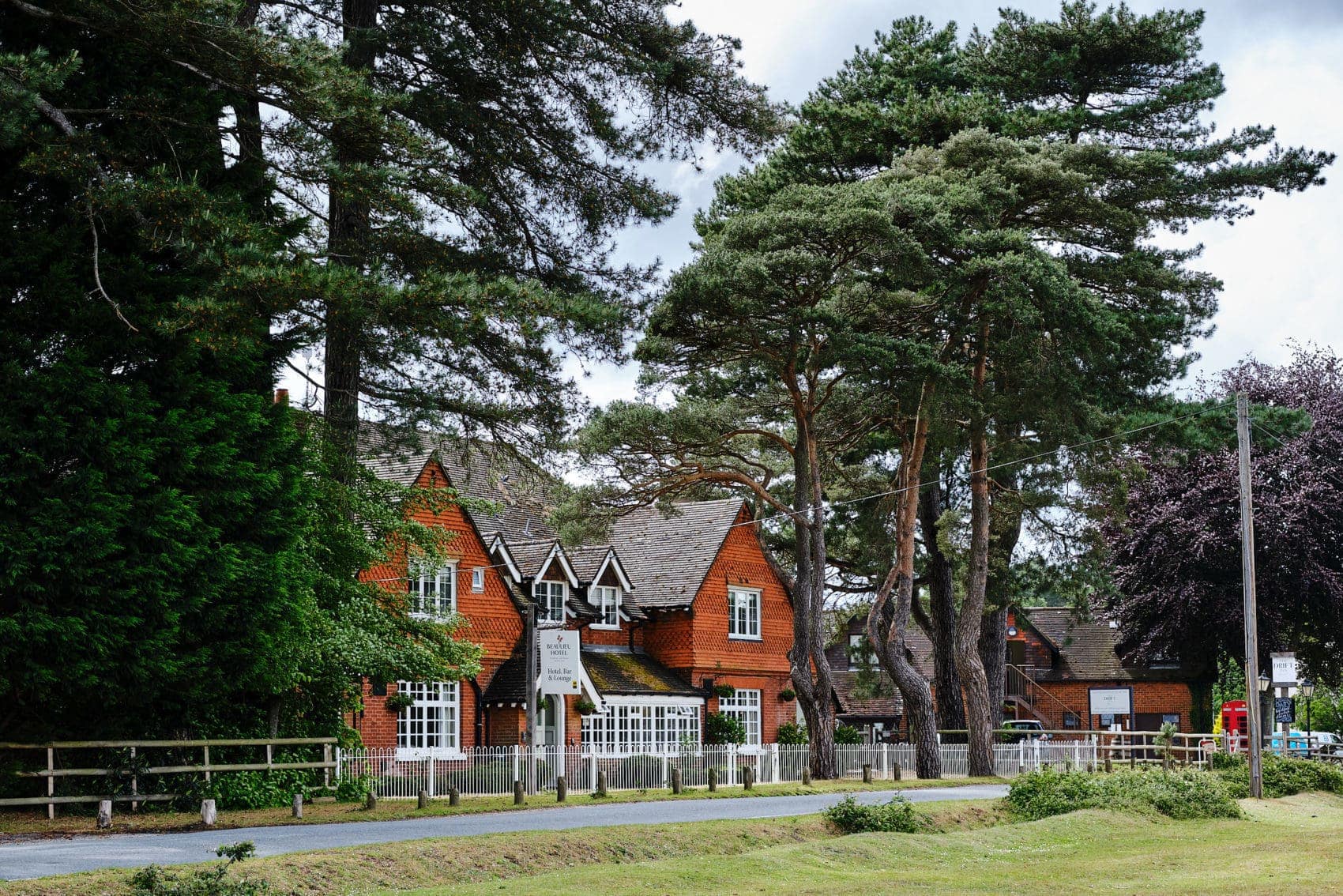 Beaulieu hotel wedding photographer