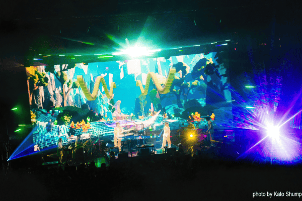 YOASOBI_POPOUT_Biri-Biri-gigapixel-low_res-scale-2_00x