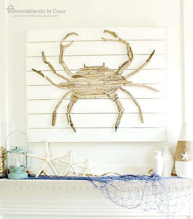 Driftwood crab art