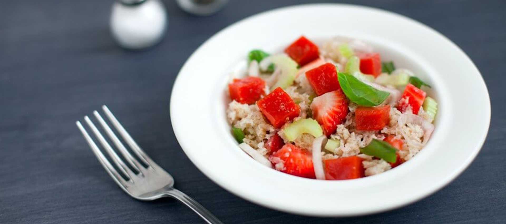 Panzanella: Brødsalat med tomatgele