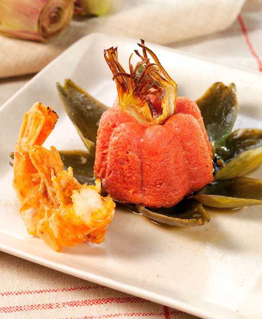 Tomatpaj med kronärtskockor och jätteräkor