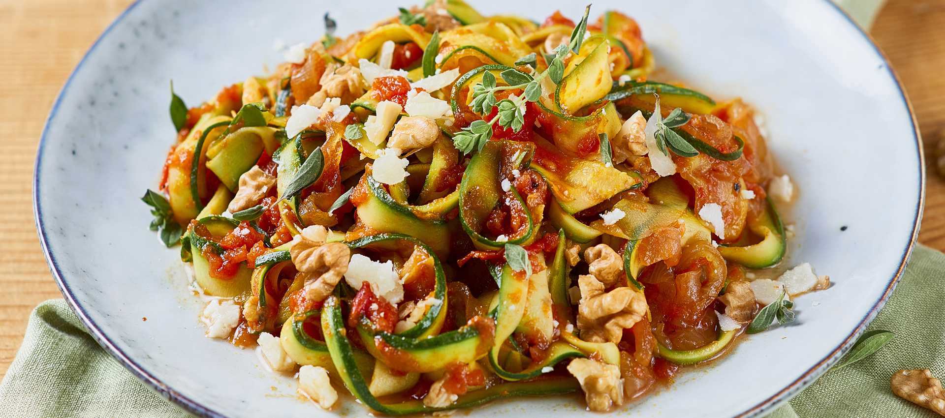 Italienisches zucchini-nudel rezept