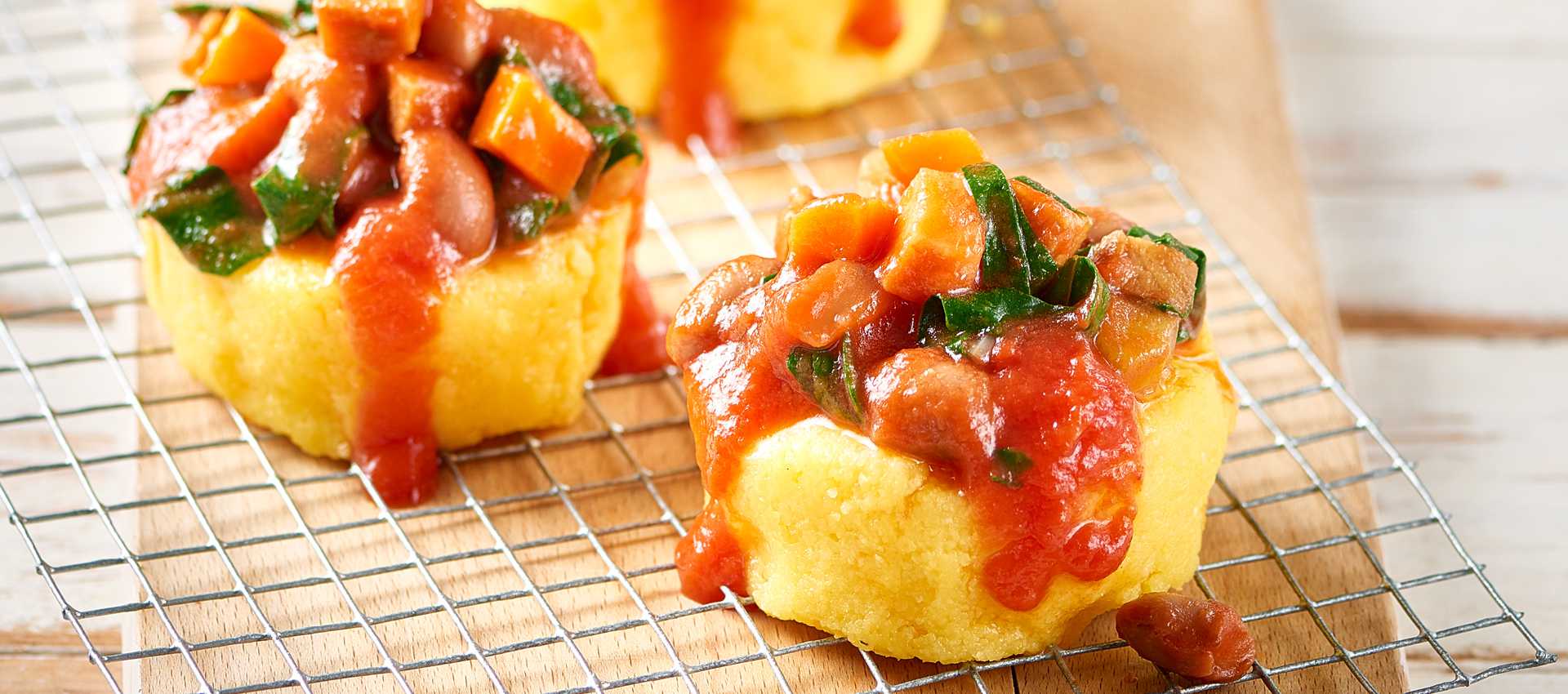 Maisbrei rezept mit bohnenragout und seitan