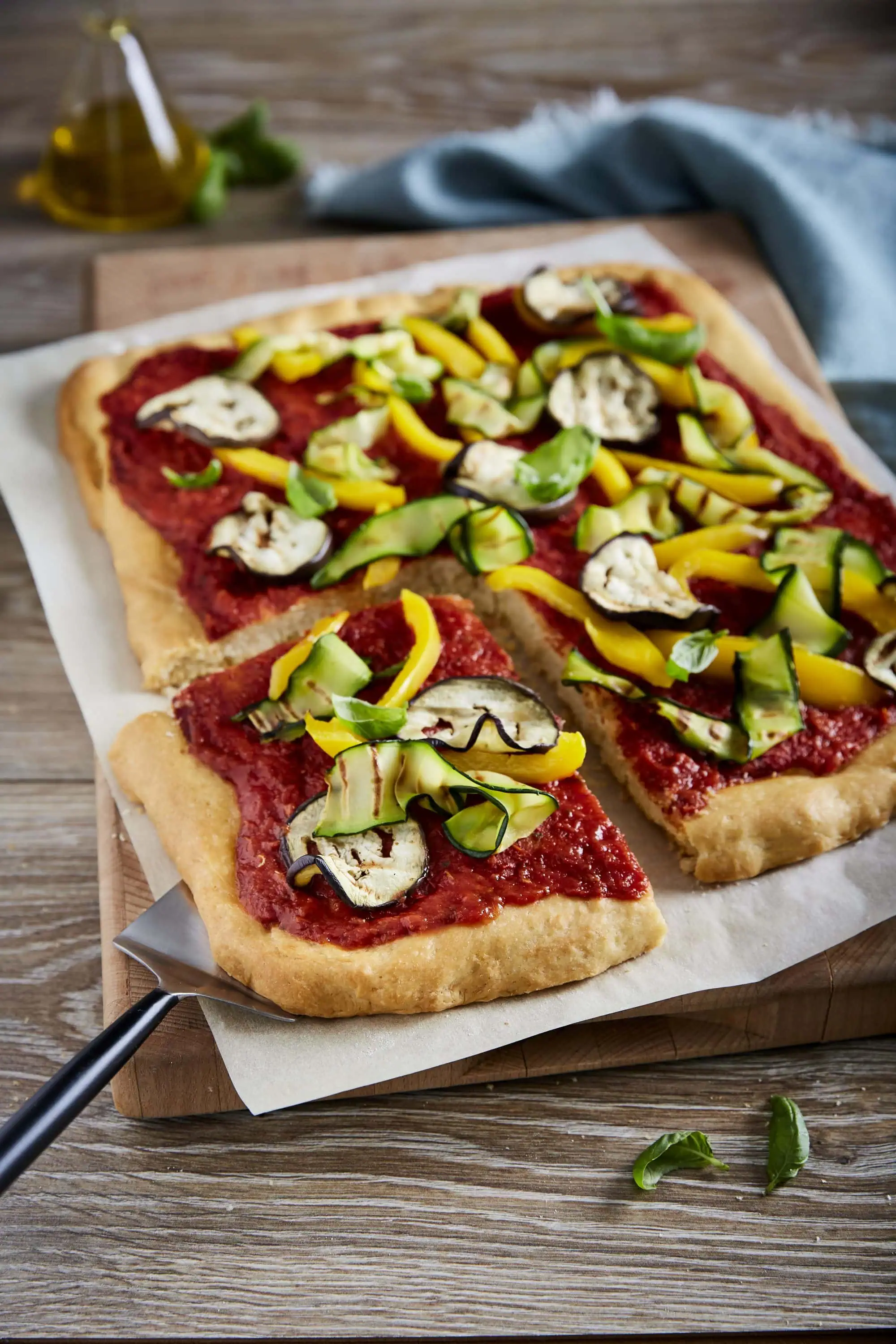 Veganes pizza rezept mit mutti pizzasauce