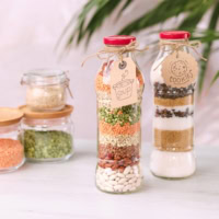 Rezept in einer Tomatenflasche