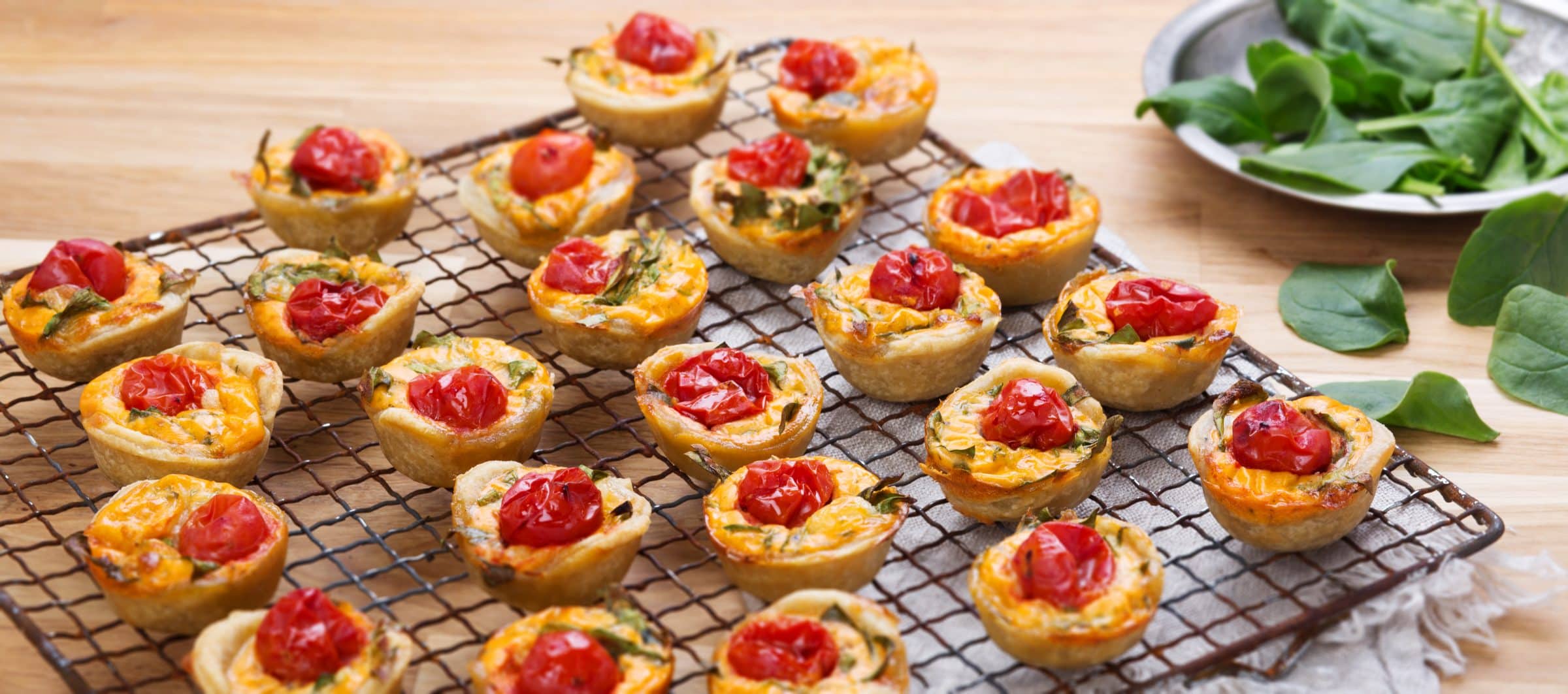 Bouchées gourmandes aux tomates cerises et épinards