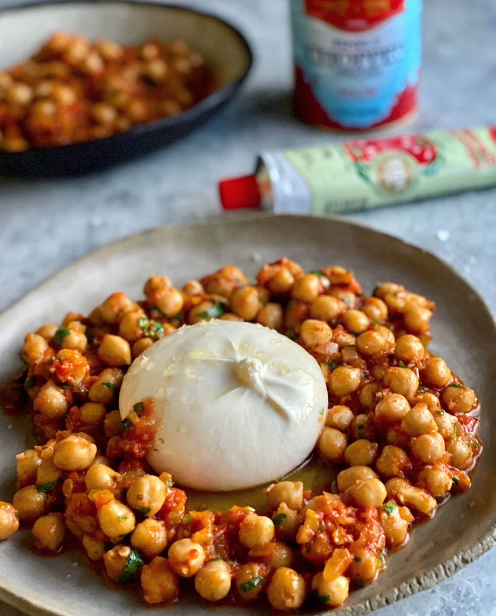 Pois chiche à la Romesco et burrata