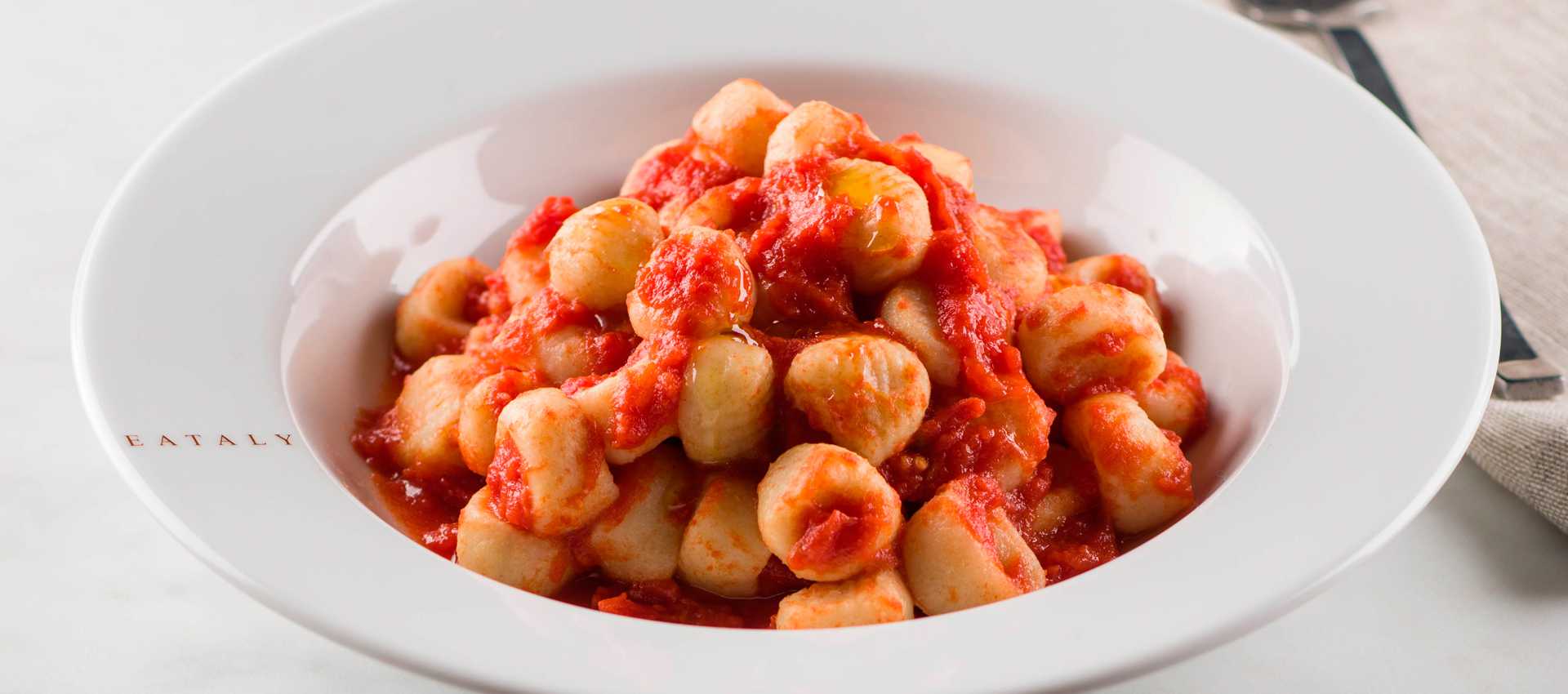 Potato gnocchi with spicy tomato sauce