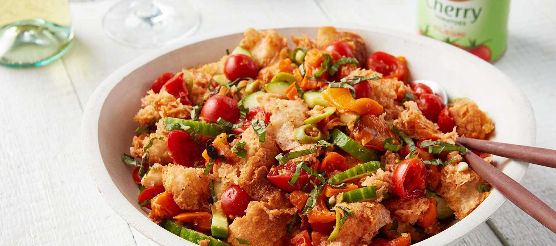 Panzanella salad with cherry tomatoes