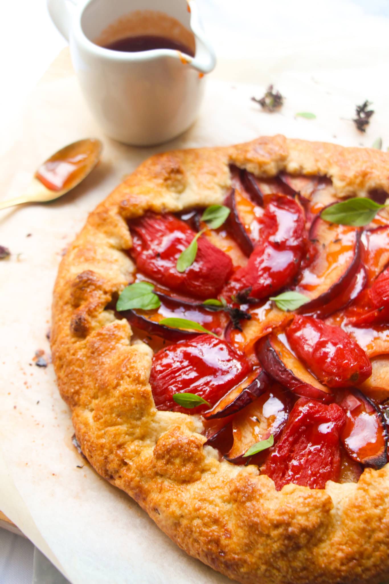 TOmato, plum and almond galette with tomato caramel