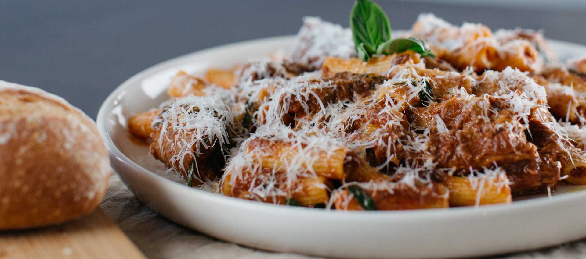 Ragù sauce made with passata