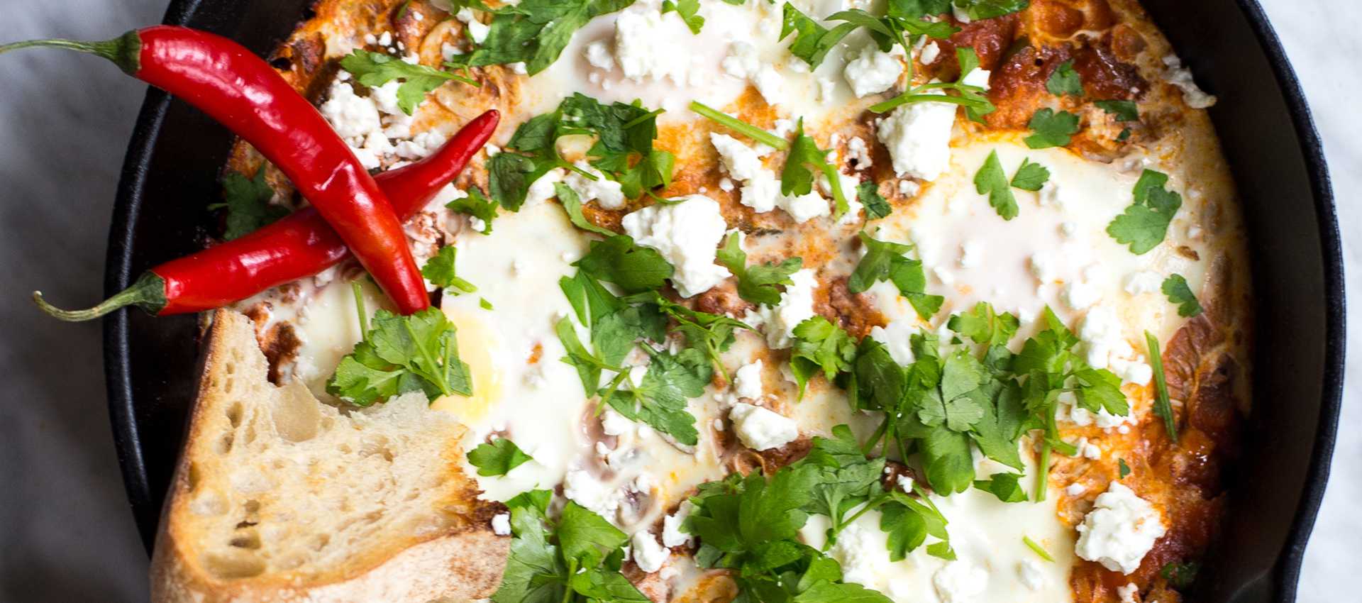 Shakshuka recipe with chopped tomatoes