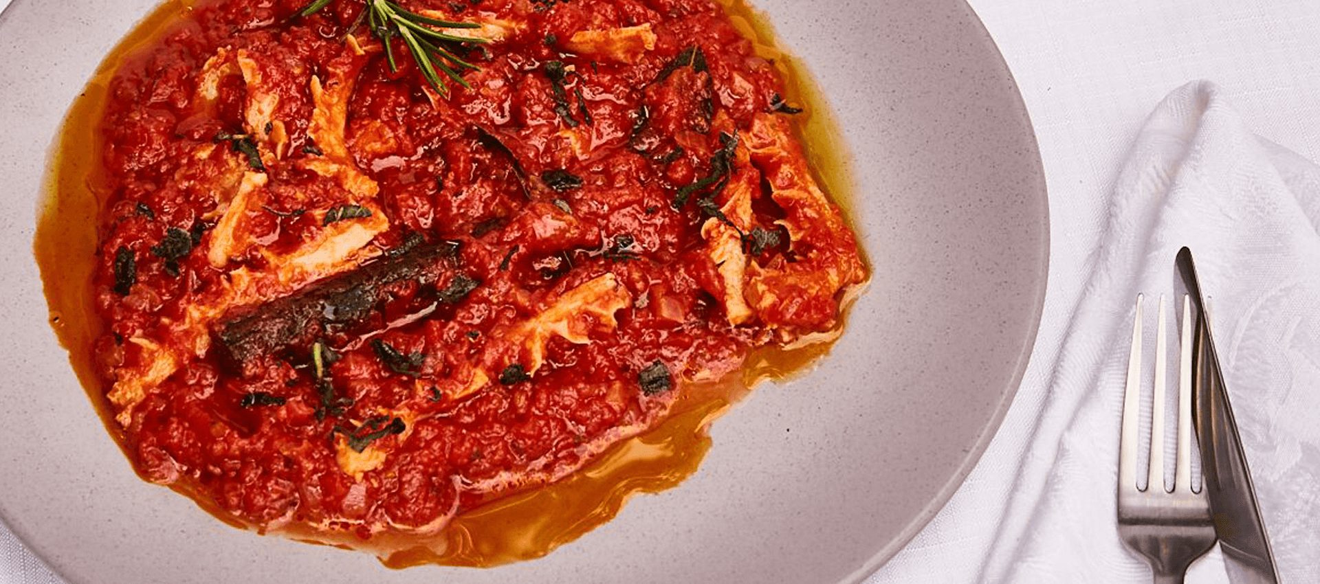 Zuppa di trippa made with chopped tomatoes