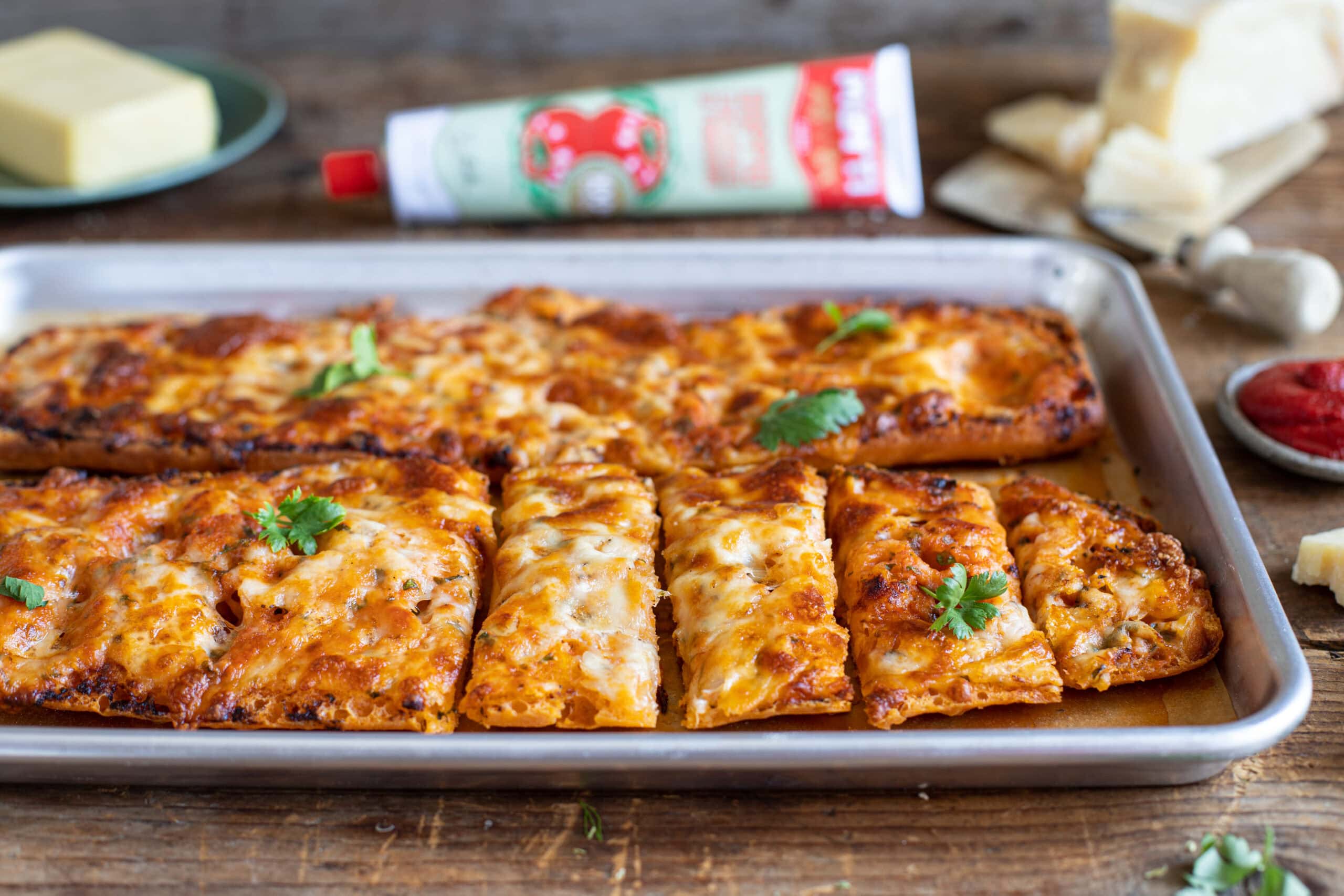 Creamy Tomato & Cheese Butter Bread