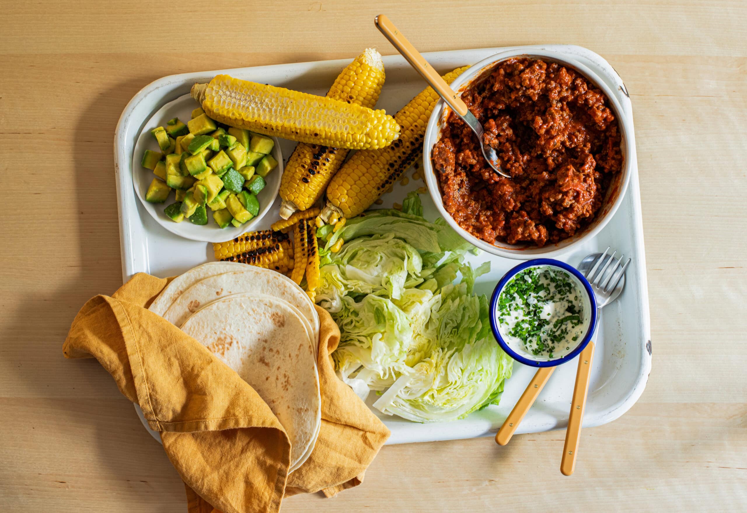 Oregano & tomato beef mince tacos