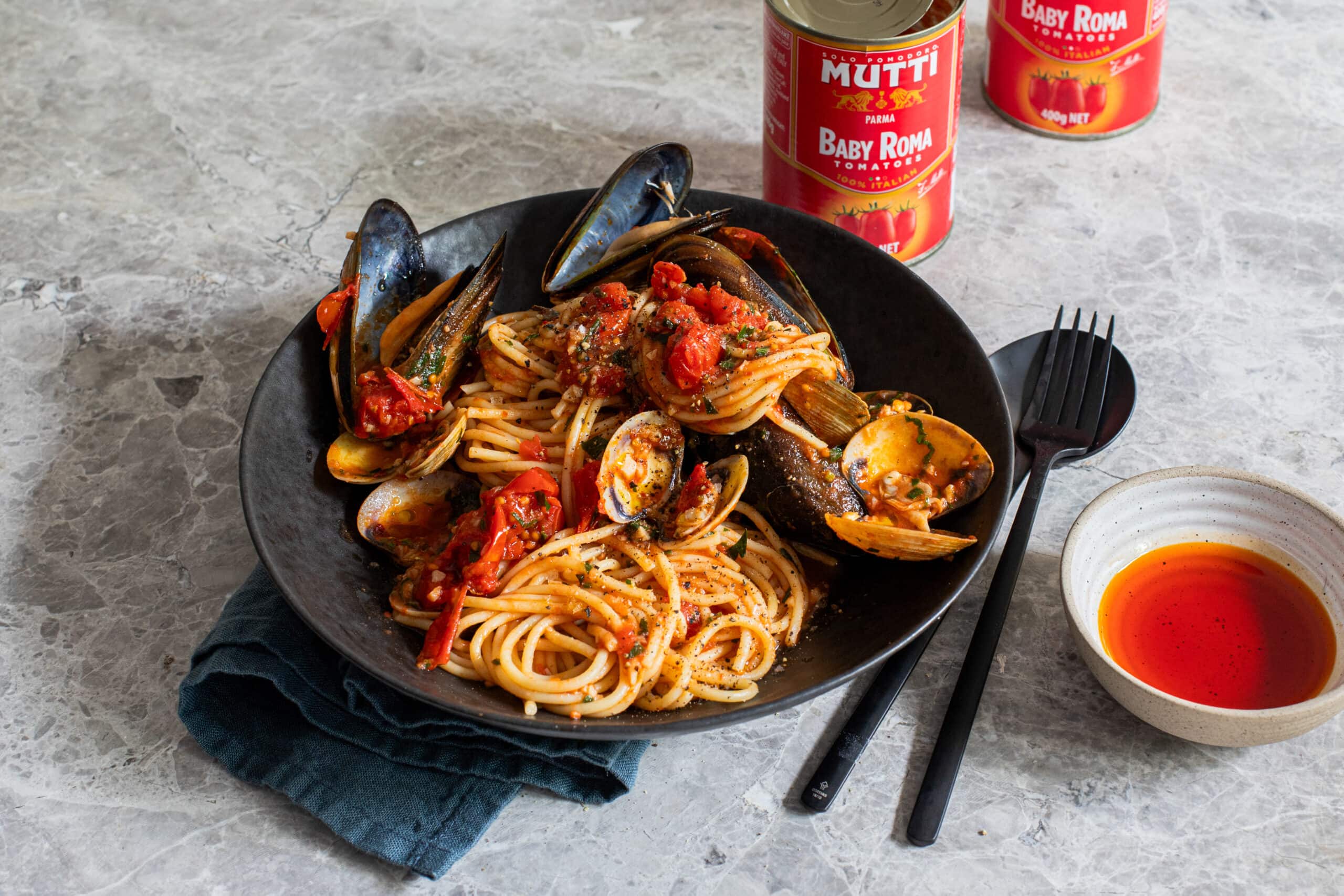 Mussel and clam spaghetti marinara with chilli