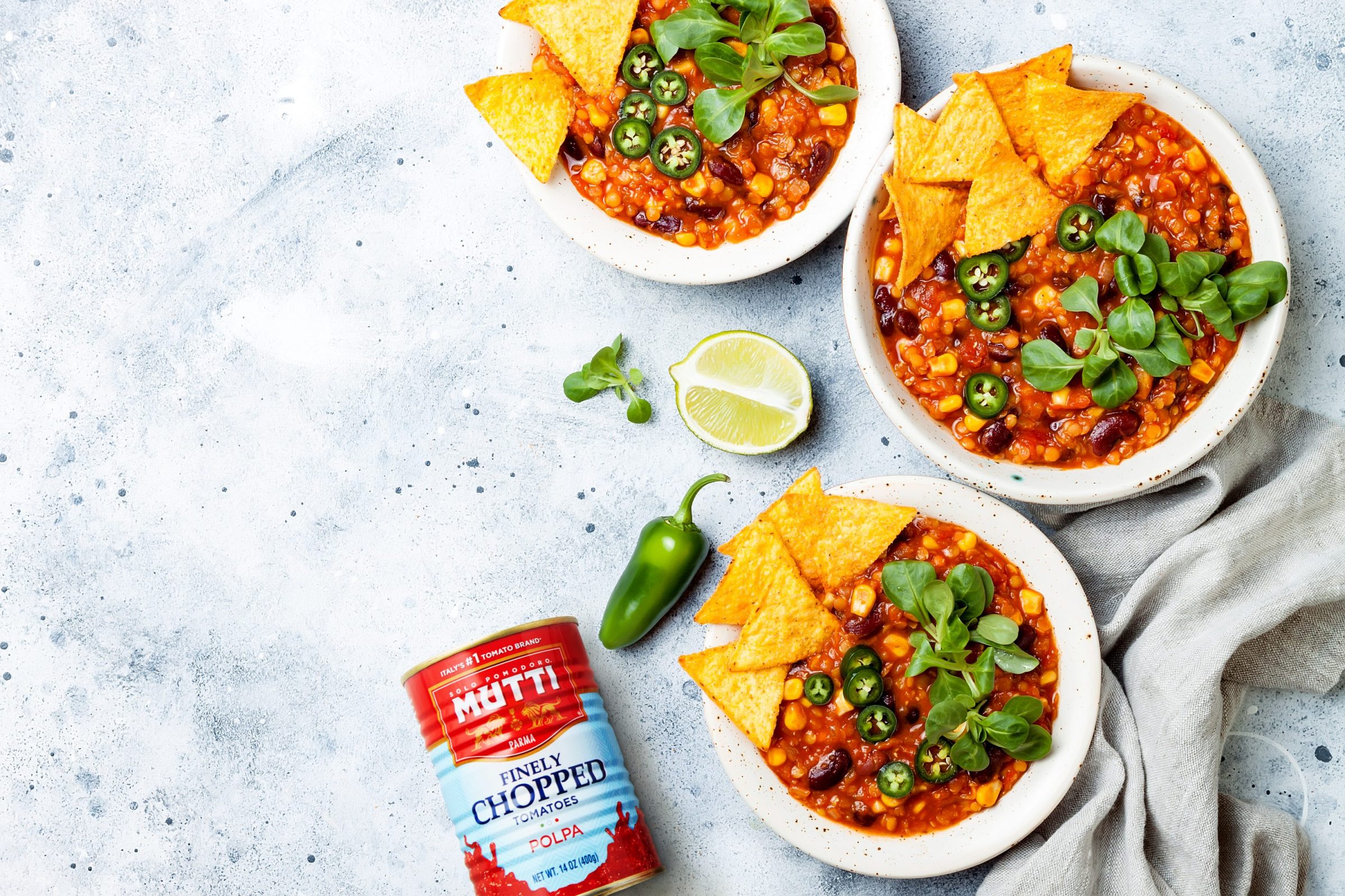 Classic Chili Con Carne with Crushed Tomatoes