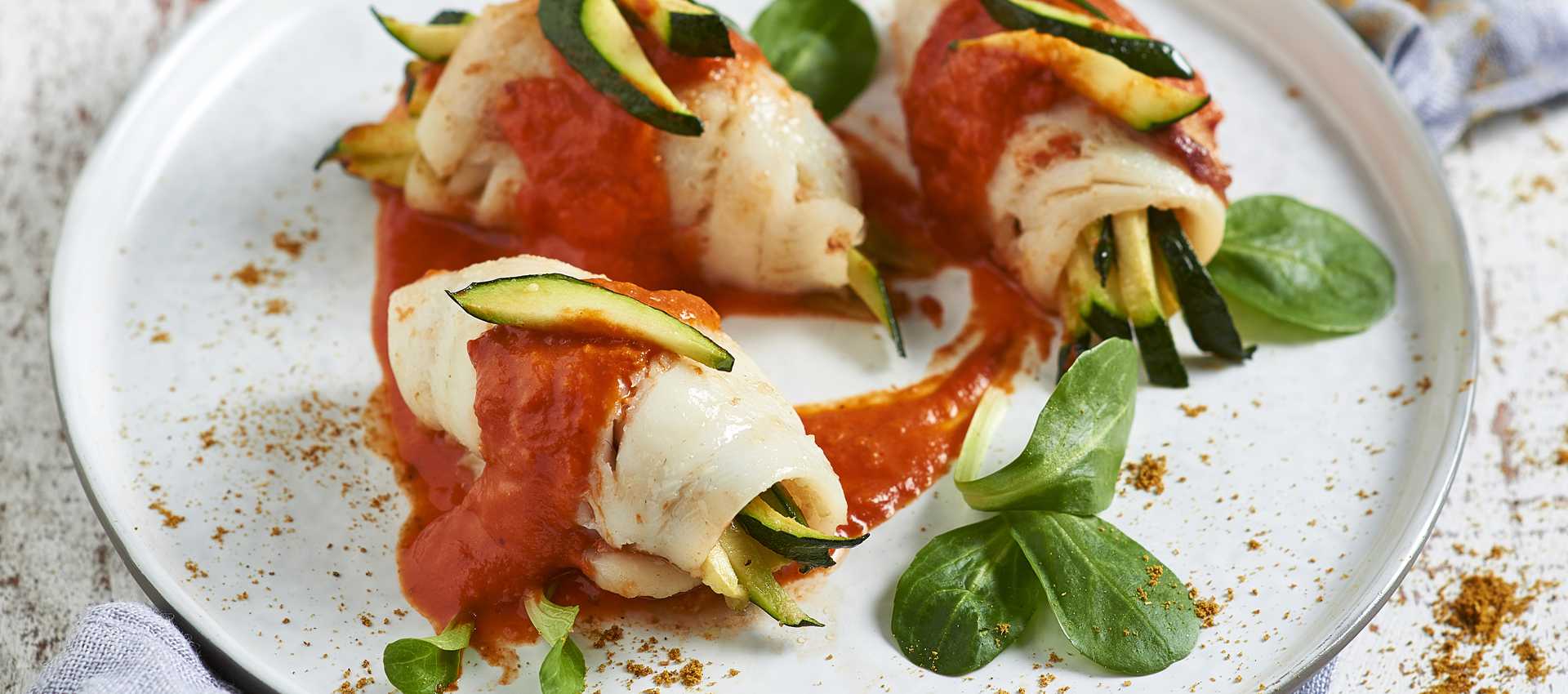 Involtini di nasello con zucchine e salsa al curry