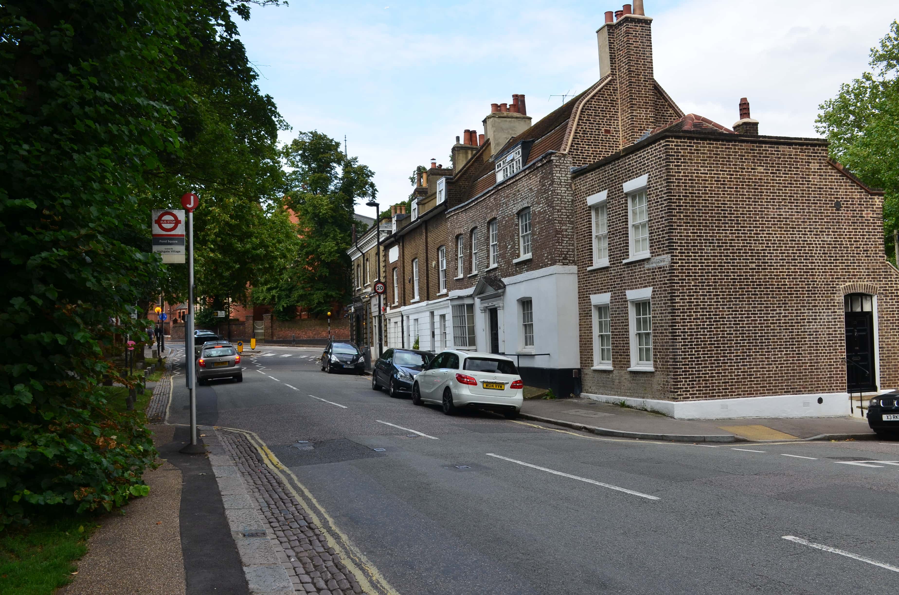 Highgate: Exploring a Suburb of London With a Friend