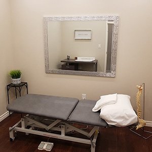 physiotherapy,chiropractic care,massage therapy,counselling,naturopathy,wellness clinic,integrated health services,speech therapy,occupational therapy,acupuncture,holistic treatments,Burlington,Ontario