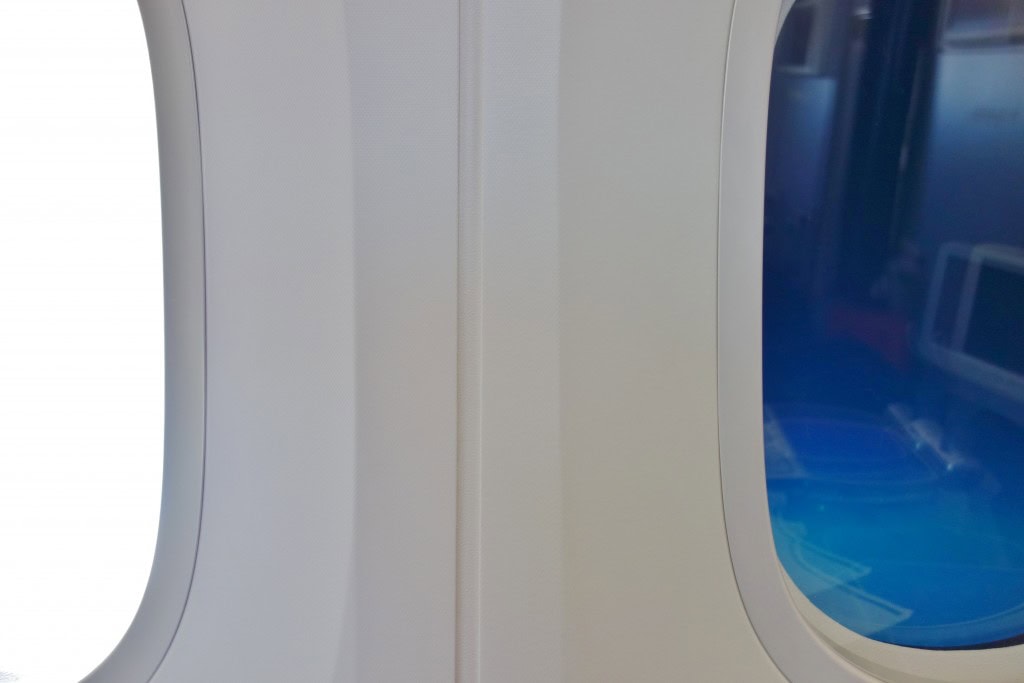 B787窓