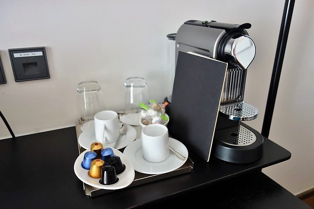 メトロポリタントリビュートポートフォリオホテルkコーヒーメーカー