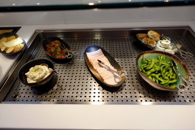 カンタス航空ラウンジ昼食