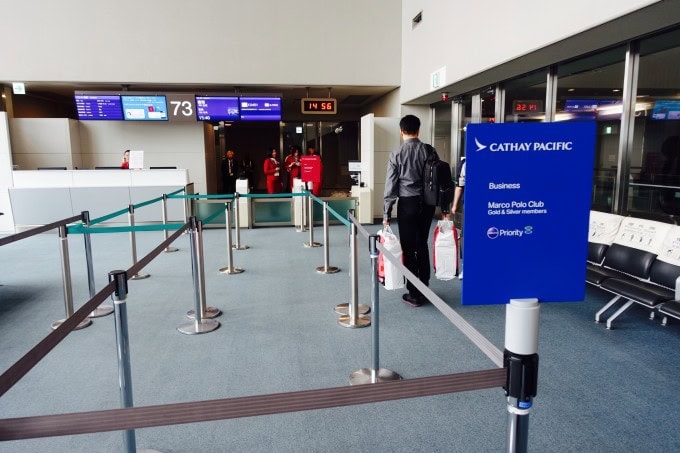 キャセイパシフィック航空優先搭乗レーン