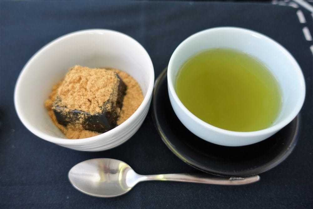 JALビジネスクラス　機内食