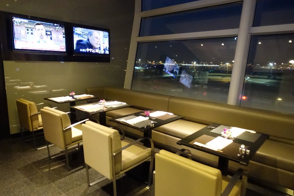 羽田空港国際線ターミナルANAスイートラウンジダイニングｈ
