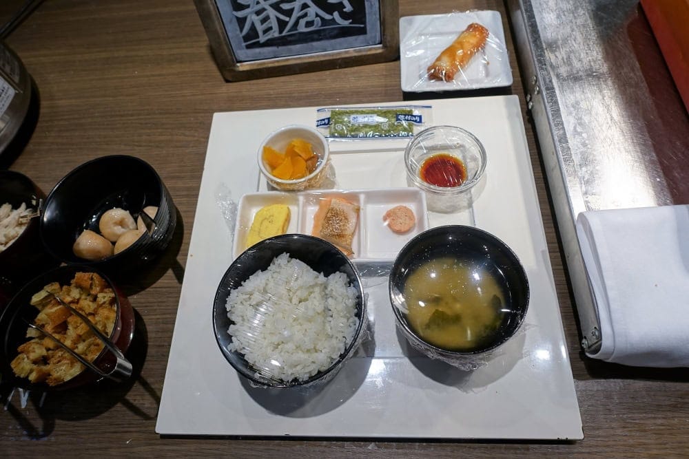 レストラン「ラヴァロック」の和食サンプル