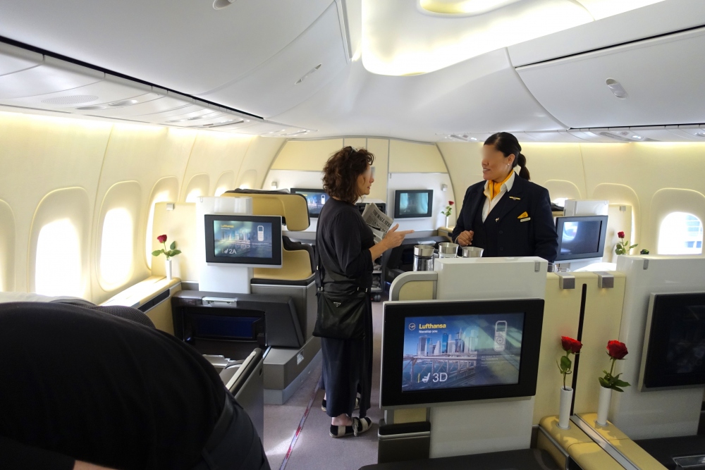 フランクフルト国際空港　ルフトハンザ　ファーストクラス