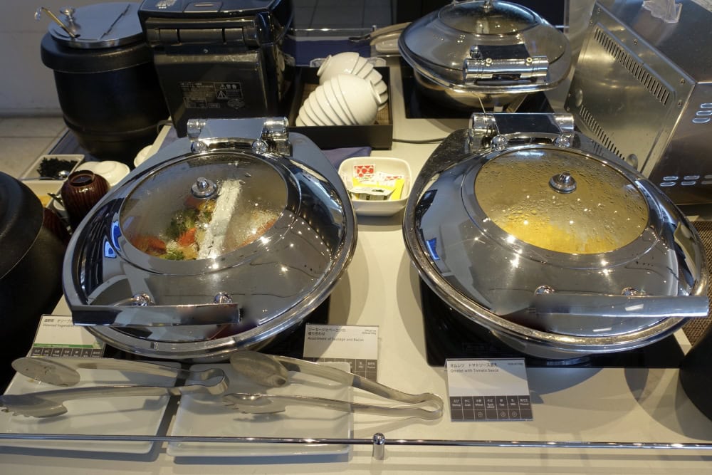 成田空港第1ターミナル　第5サテライト　ANAスイートラウンジ　朝食温菜